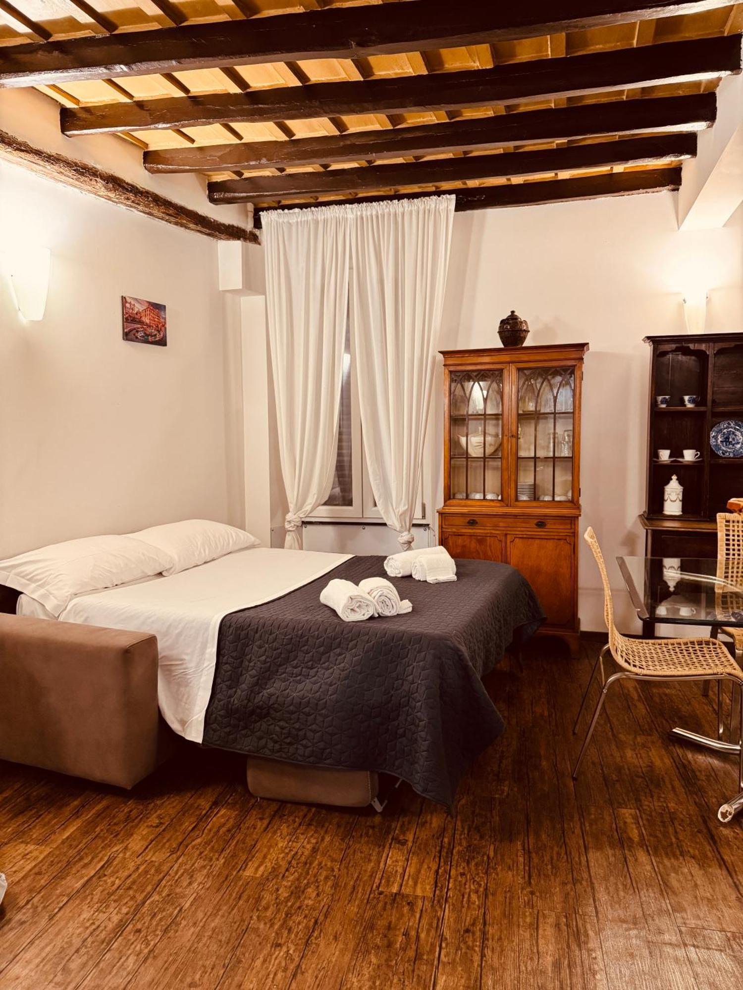 Loft In Rome Termini-Colosseum Bagian luar foto